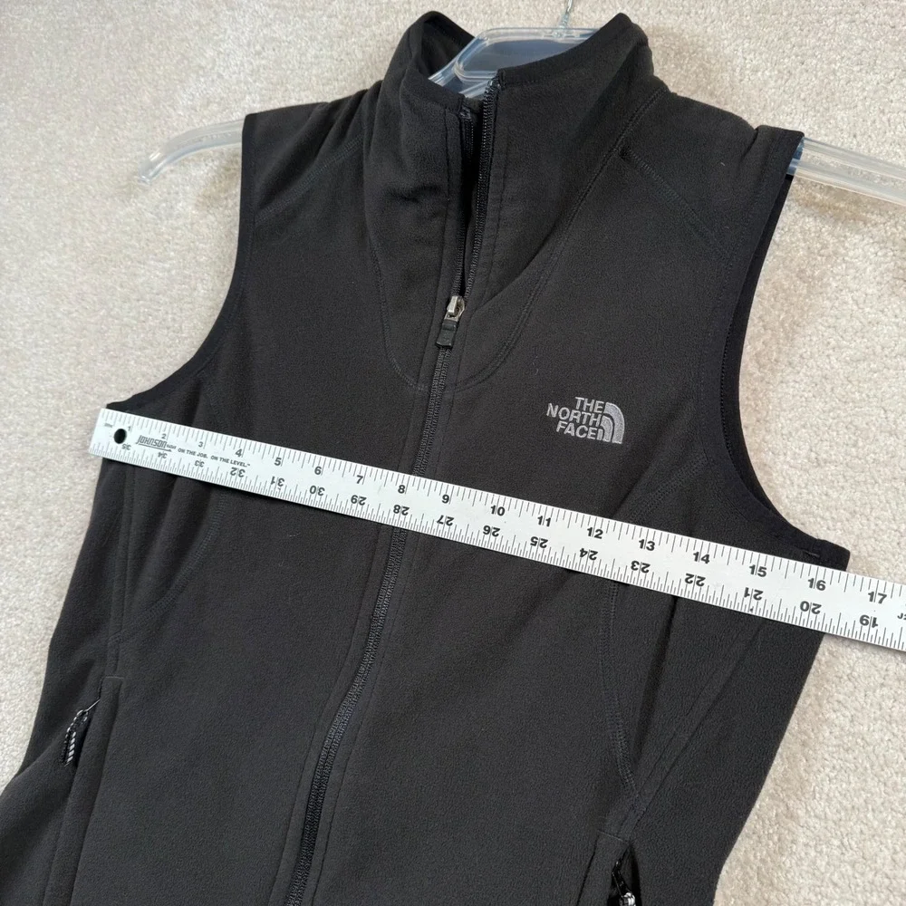 The North Face TKA 100 Fleece Vest Women Small Black Full Zip Mock Neck Outdoor